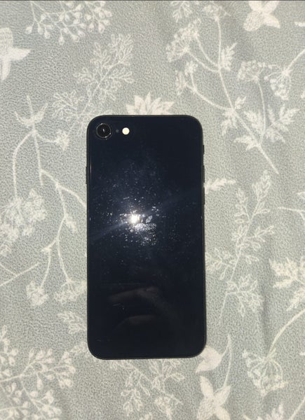 iPhone SE 3rd Gen63706327013379112