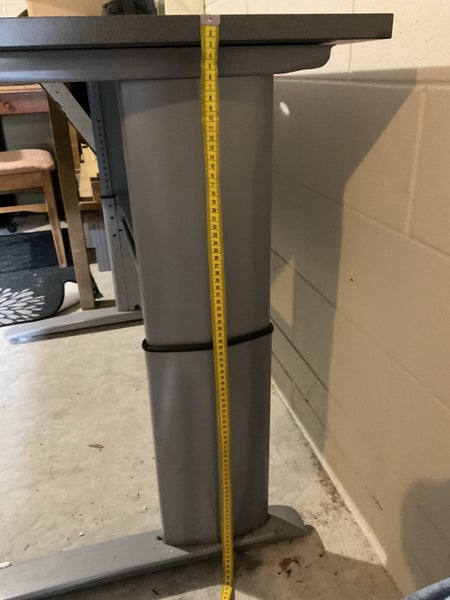 Adjustable Workbenches – Ex Air NZ Engineering (3 Available)63707525768707112