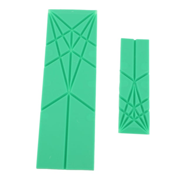 Foldable Flat Kitchen 3-in-1 Measuring Spoon Tool, Includes 2 Spoons, Green Carousel 8