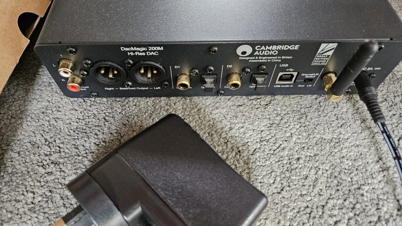 Cambridge Audio DacMagic 200m + extras63707881805571111