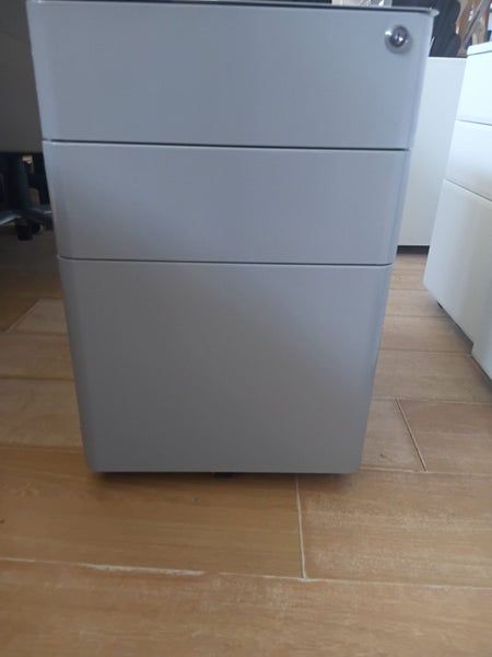 Mobil Unit-Gray Carousel 2