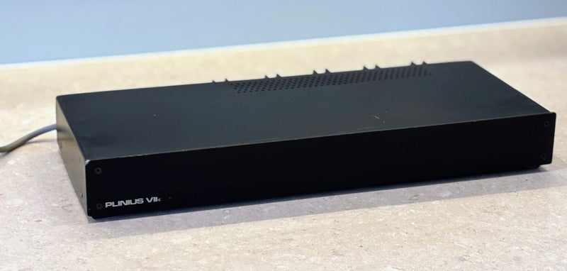 Plinius power amplifier Auckland pick up Carousel 7