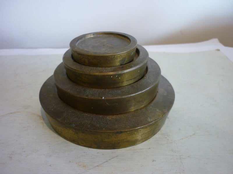 VINTAGE CAST IRON LARGE SCALES + BRASS WEIGHTS X 4 Carousel 2