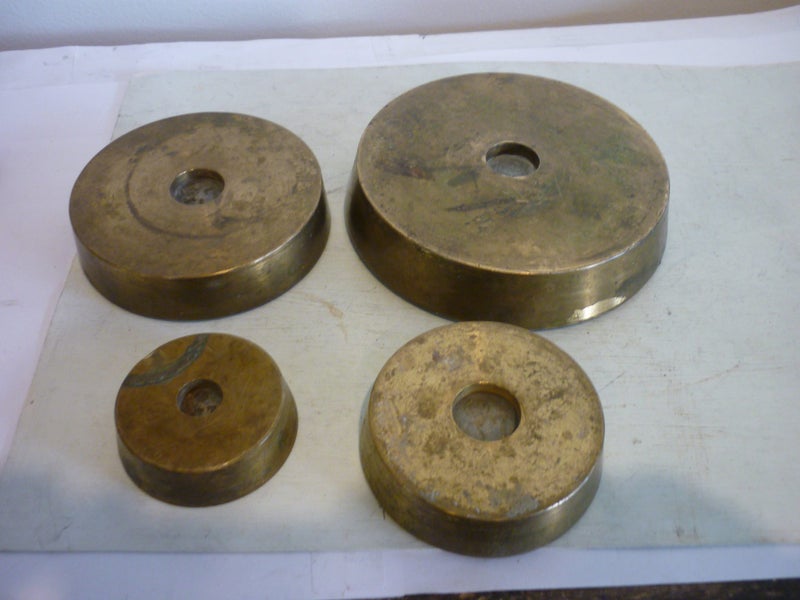 VINTAGE CAST IRON LARGE SCALES + BRASS WEIGHTS X 4 Carousel 8