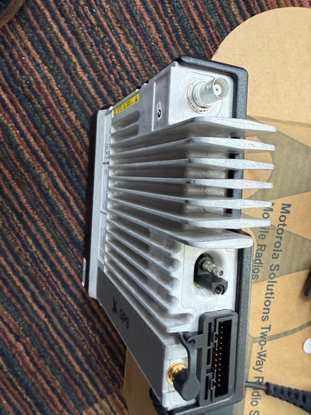 Motorola DM4401 Mobile Radio (MOTOTRBO) Carousel 4