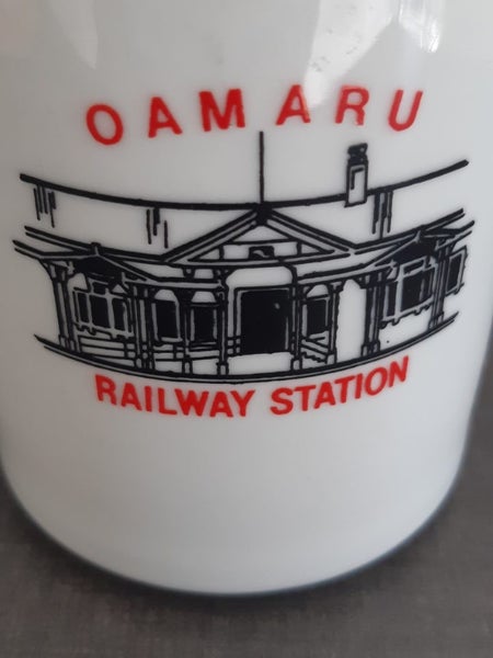 Set of Four Mugs Carousel 3