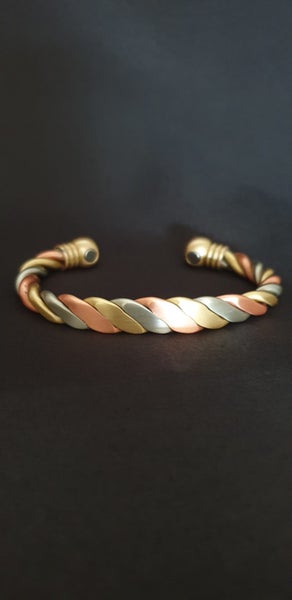 Solid Copper Twist Bangle with Gauss Magnets Carousel 1