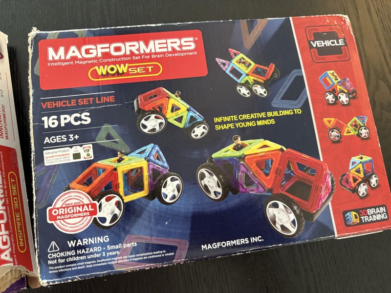Magformers sets x 2 Carousel 3