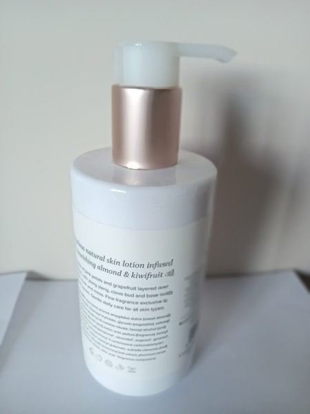 LINDEN LEAVES NZ NATURAL HAND & BODY LOTION PINK PETAL 300ML Carousel 2