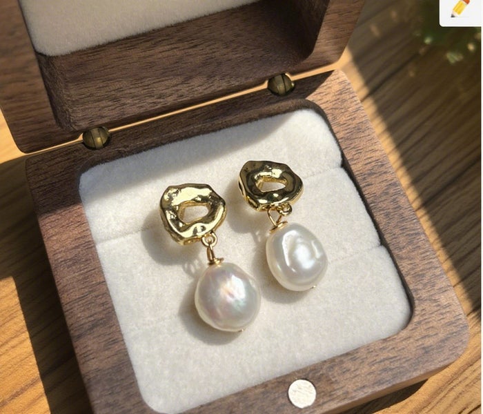 (100% Natural Pearl) Authentic Baroqu Pearl Drop Earrings EBZ10JX-1 Carousel 2