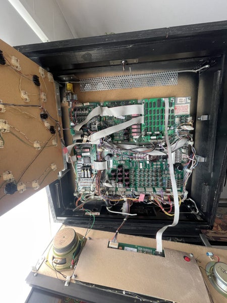 Indiana pinball machine63717565997442114