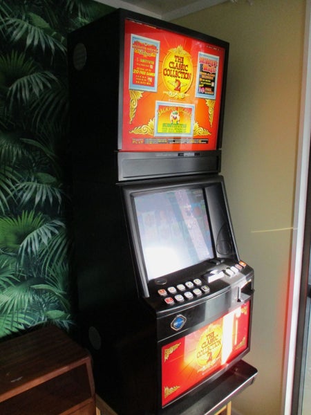 The Classic Collection 2 Poke Machine Carousel 2