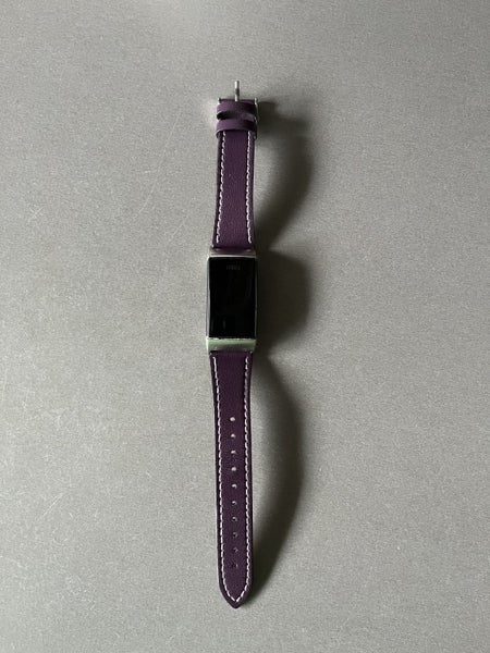 Fitbit Charge 4 advanced fitness tracker + GPS - excellent condition Carousel 1