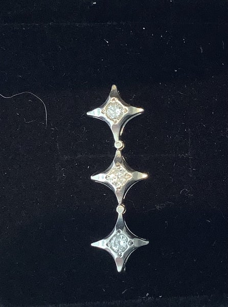 NATURAL DIAMOND AND PLATINUM PENDANT…( NO CHAIN ) Carousel 1