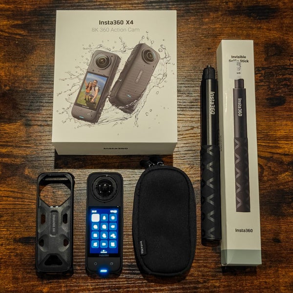 Insta360 X4 bundle Carousel 1