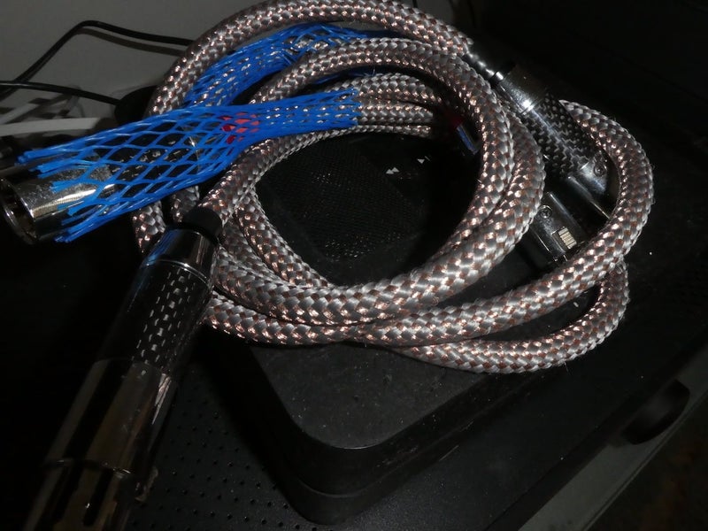 XLR interconnects Carousel 1