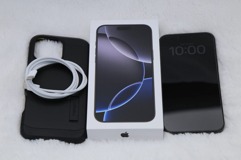 iPhone 16 Pro Max 256GB Black Titanium MINT CONDITION63719254295425110