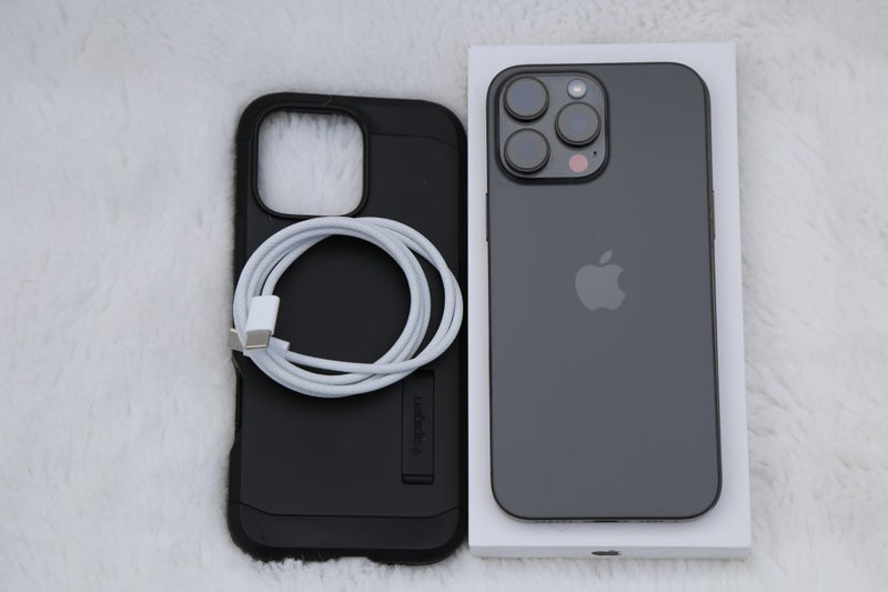 iPhone 16 Pro Max 256GB Black Titanium MINT CONDITION63719254295425111