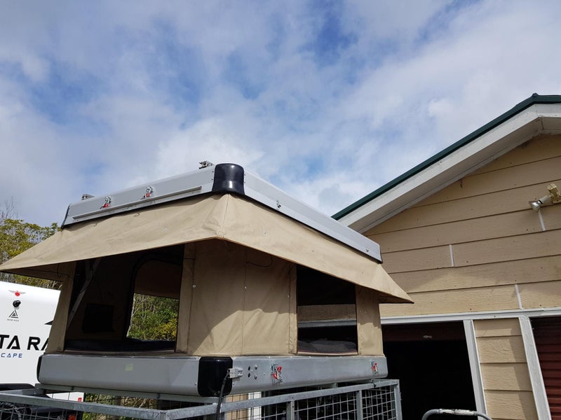 Roof top tent, Automated.64273216038786112