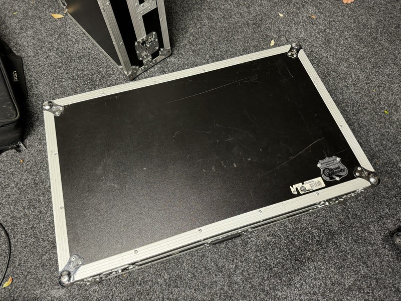 Pioneer DDJ-SZ Digital DJ Controller64028022486914112