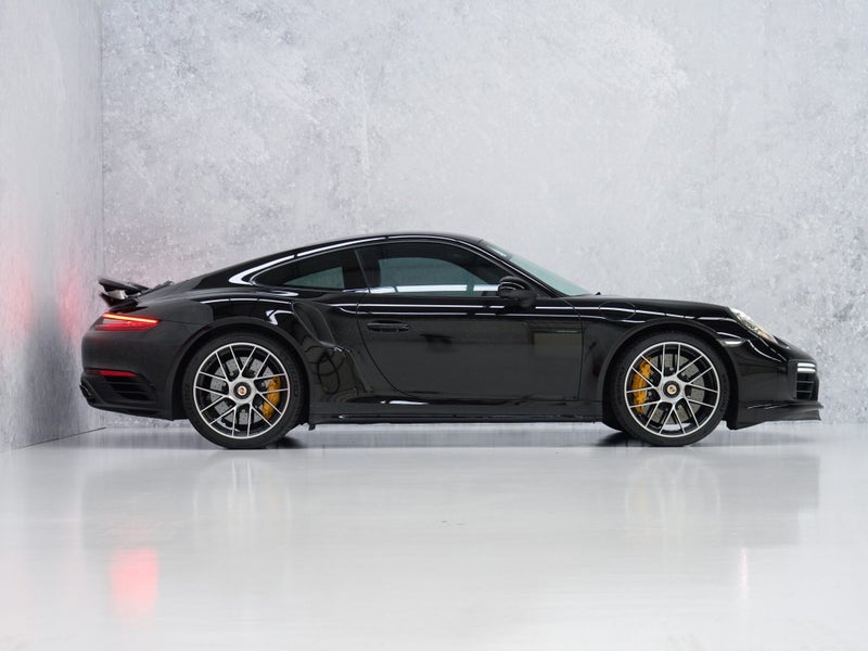 2018 Porsche 911 Turbo S63719890420097112
