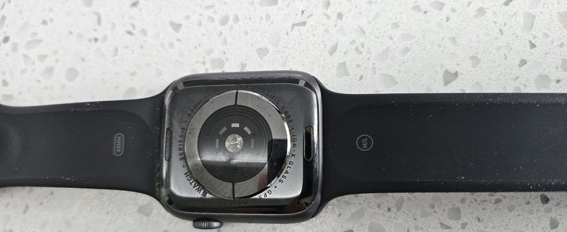 Apple Watch 4 44mm (GPS) - Space Grey - Model A1978 Carousel 8