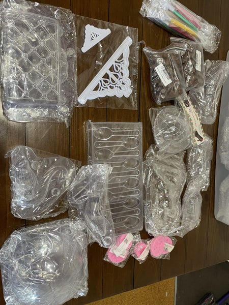 Brand New Bulk Chocolate Moulds etc Carousel 1