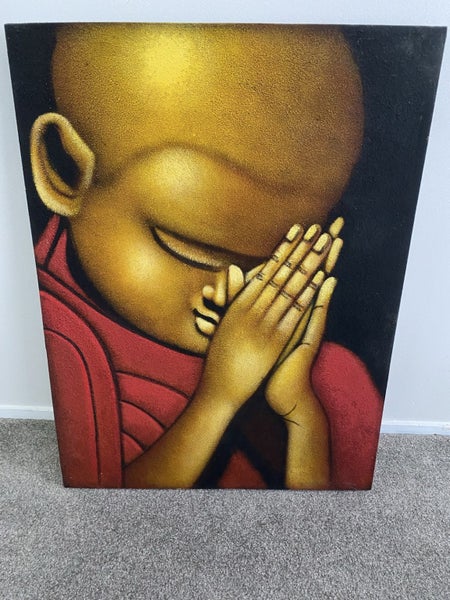 Praying Buddha Carousel 1