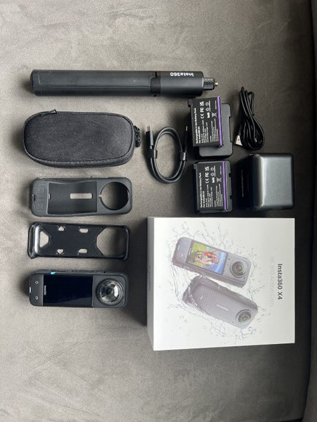 $1R insta360 x4 set - used once!63720152561538111
