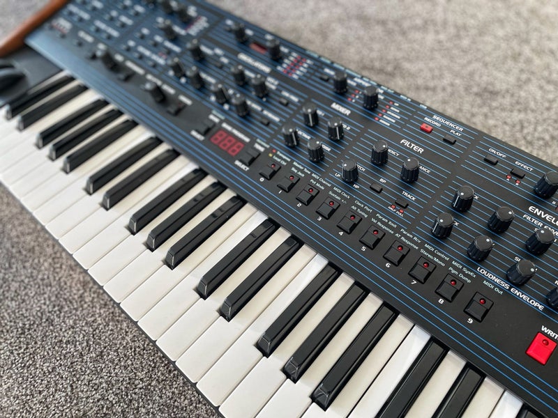 Sequential OB-6 Synthesizer Carousel 1