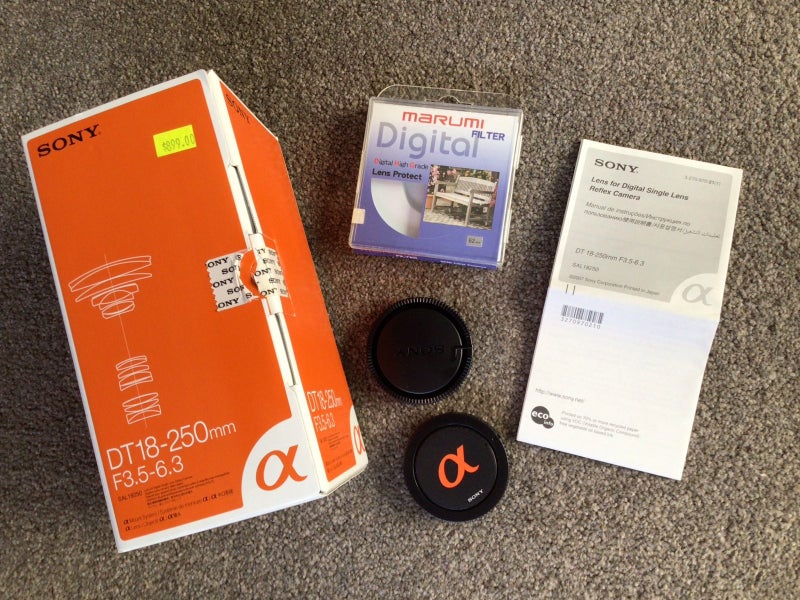 Sony A100 digital camera with DT18-250 f3.5-6.3 lense63831626922242113