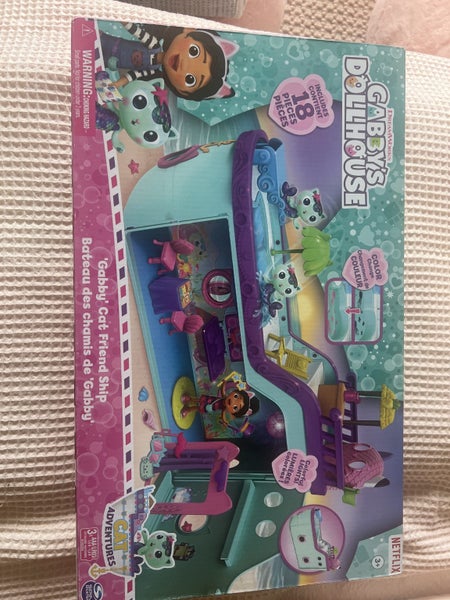 Gabby’s Dollhouse Ship **NEW** Carousel 2
