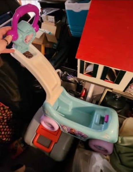 Frozen ride on toy Carousel 1