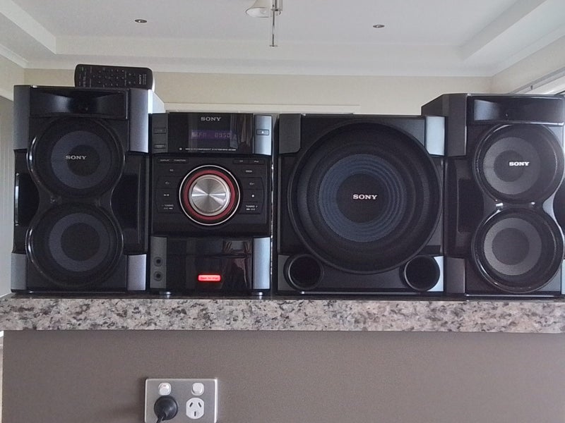 Sony MHC-EC99i Mini Hi-Fi Music System Carousel 1