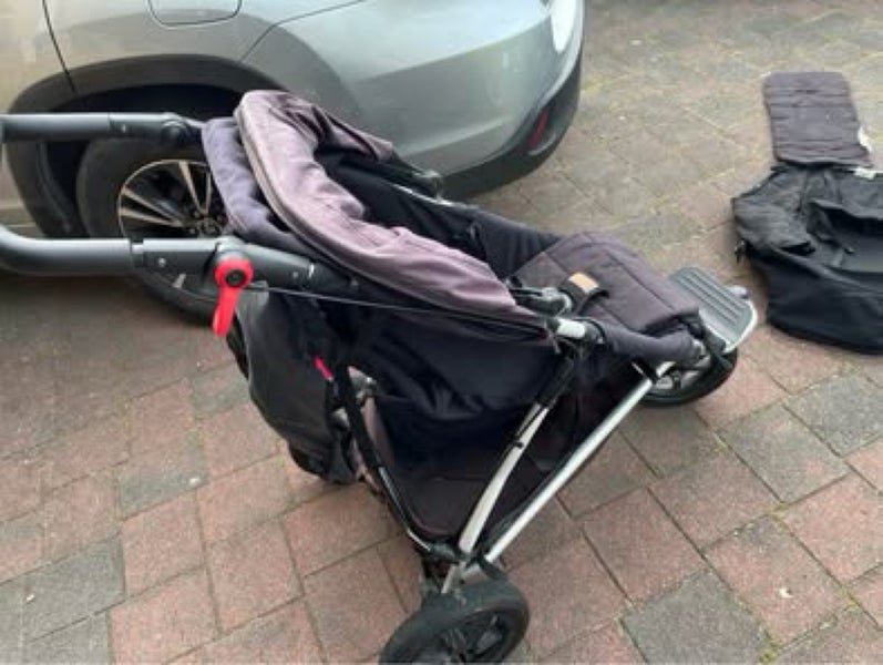 Mountain buggy +one - double pram with option of being single pram64033476059139112