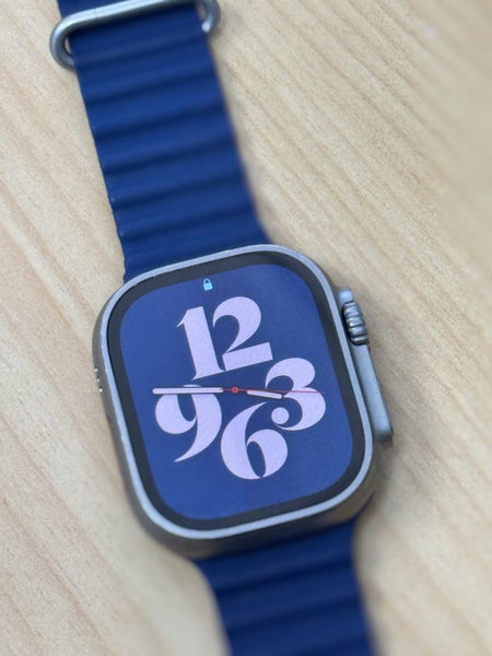 Apple Watch Ultra Carousel 1
