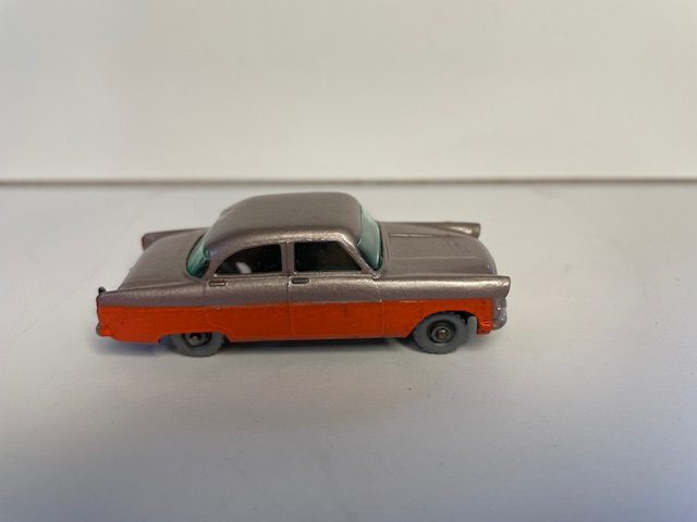 #33A FORD ZODIAC c1957 Carousel 2
