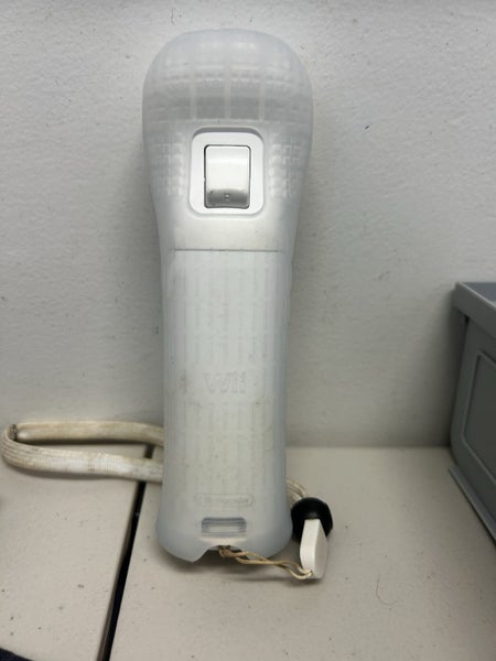 GENUINE Nintendo Wii remote (read description) Carousel 2