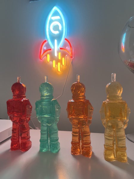 Retro spaceman drink bottle set 1976 Carousel 10