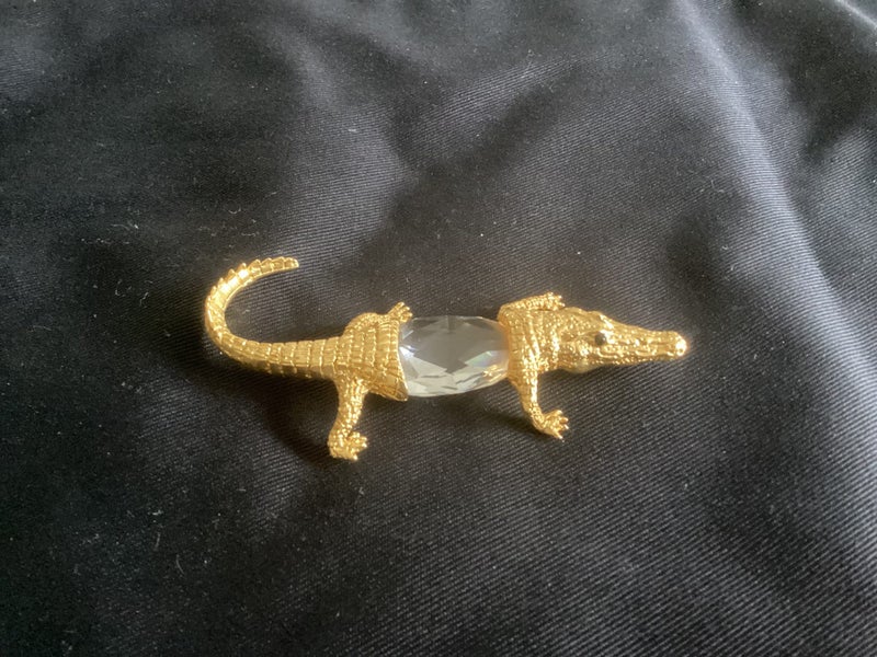 GILT AND CRYSTAL CROCODILE Carousel 2
