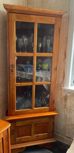 Solid Timber Corner Cabinet – Glass Display & Storage Unit63722461211395110