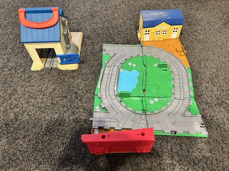 Thomas the Tank Engine & Sodor Set Carousel 7