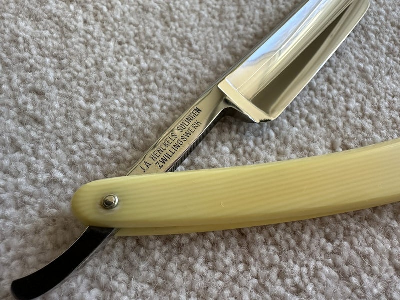 Henckels Friodur Straight Razor Stainless63722461219713110