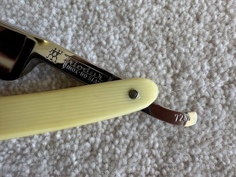 Henckels Friodur Straight Razor Stainless63722461219713113