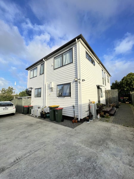 Image 1 of 14