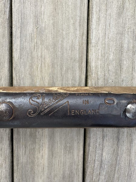 $1 reserve. Skelton and co spade. Carousel 12