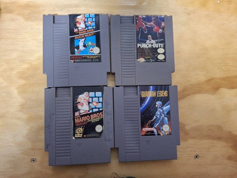 Nintendo NES Console + 4 Games + 2 Controllers + Light Gun Carousel 3