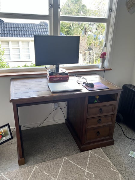 Stained Pine Desk Carousel 2