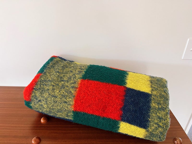 Vintage Blanket 100% Virgin Wool “Faalberg” from Holland Carousel 1