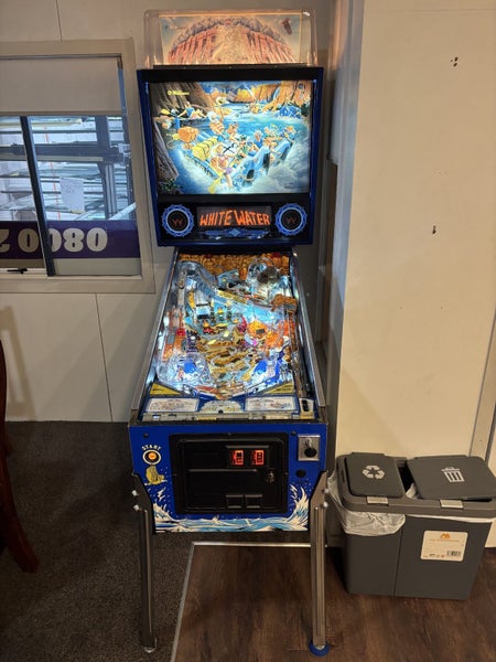 White Water Williams 1993 Pinball Machine Carousel 8